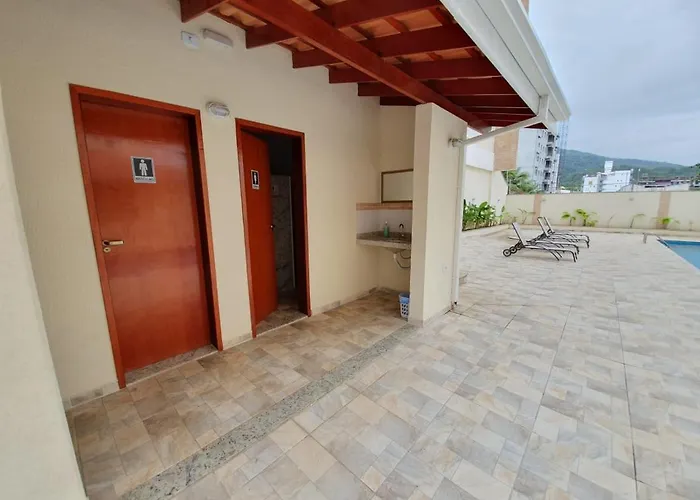Lindo Apto Com 3 Quartos, Apenas 1 Quadra Da Praia Das Toninhas Ubatuba